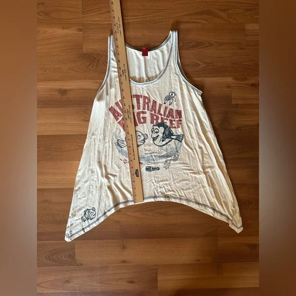 Hot Topic Finding Nemo & Dory Australian Big Reef Tank Top - Picture 4 of 6